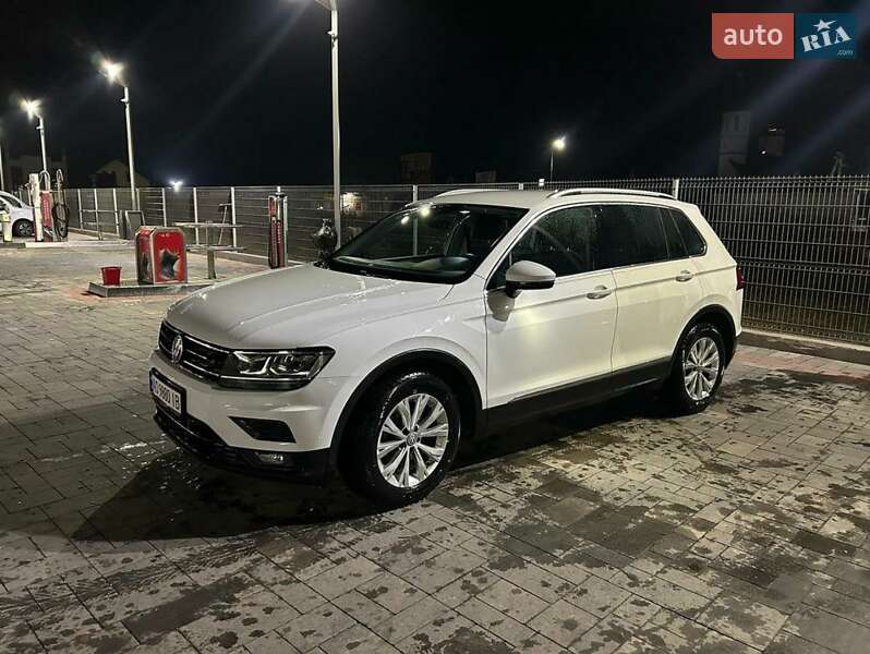 Позашляховик / Кросовер Volkswagen Tiguan 2020 в Хусті