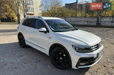 Внедорожник / Кроссовер Volkswagen Tiguan 2018 в Николаеве