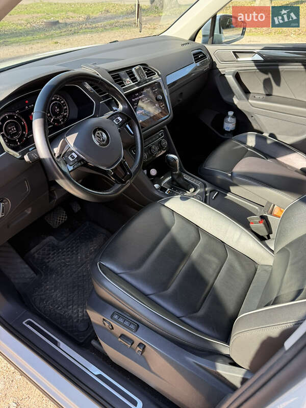 Внедорожник / Кроссовер Volkswagen Tiguan 2018 в Николаеве