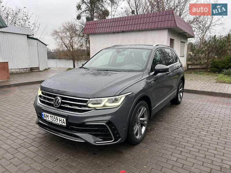 Внедорожник / Кроссовер Volkswagen Tiguan 2021 в Каменке
