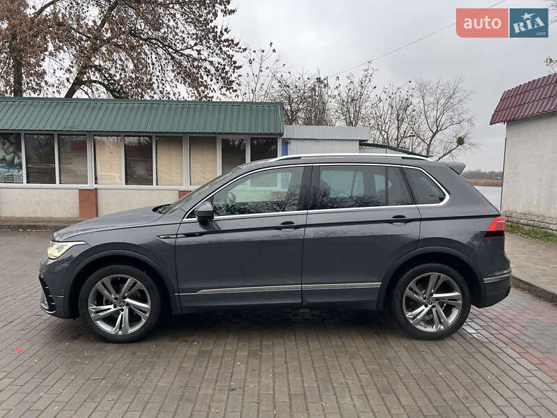 Внедорожник / Кроссовер Volkswagen Tiguan 2021 в Каменке