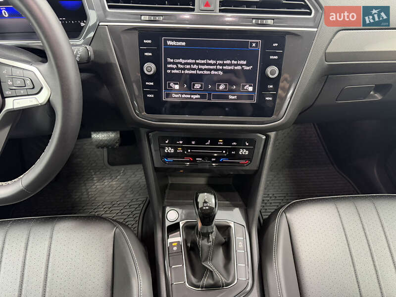 Внедорожник / Кроссовер Volkswagen Tiguan 2023 в Одессе