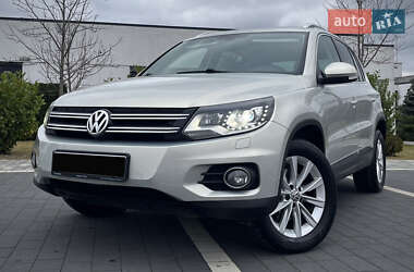 Позашляховик / Кросовер Volkswagen Tiguan 2015 в Мукачевому