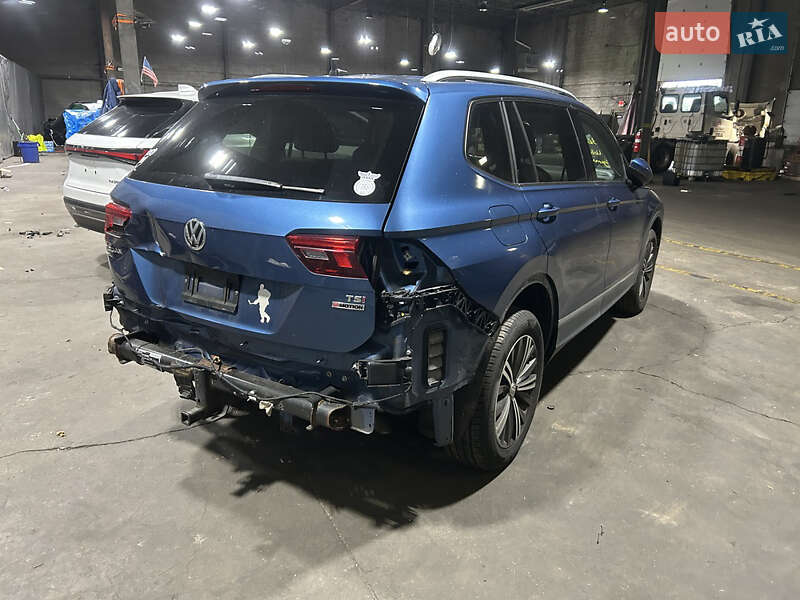 Внедорожник / Кроссовер Volkswagen Tiguan 2018 в Луцке