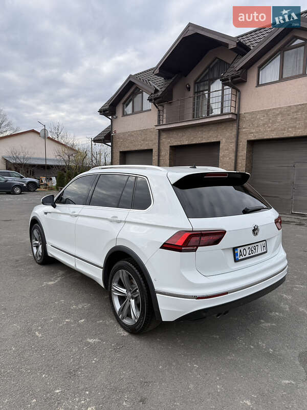 Внедорожник / Кроссовер Volkswagen Tiguan 2017 в Мукачево