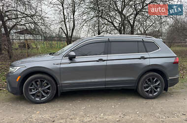 Внедорожник / Кроссовер Volkswagen Tiguan 2023 в Кролевце