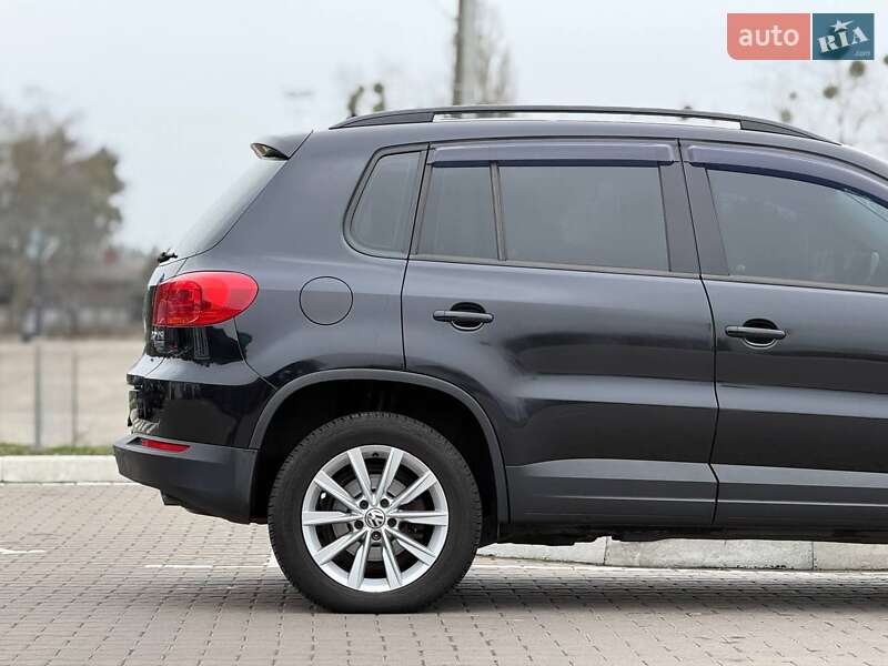 Позашляховик / Кросовер Volkswagen Tiguan 2014 в Києві