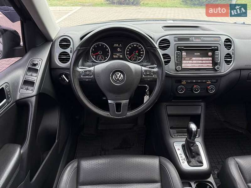 Позашляховик / Кросовер Volkswagen Tiguan 2014 в Києві