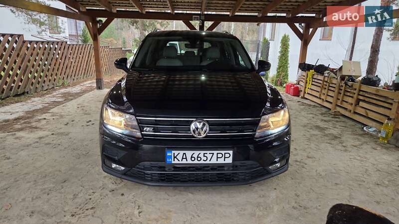 Внедорожник / Кроссовер Volkswagen Tiguan 2020 в Киеве