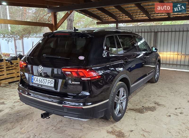 Внедорожник / Кроссовер Volkswagen Tiguan 2020 в Киеве