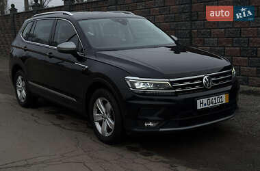 Внедорожник / Кроссовер Volkswagen Tiguan 2019 в Ровно