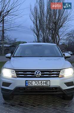 Внедорожник / Кроссовер Volkswagen Tiguan 2018 в Николаеве