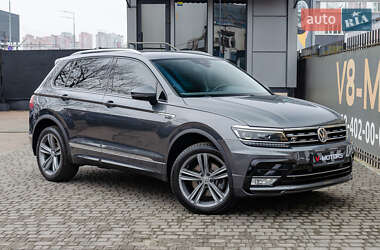 Внедорожник / Кроссовер Volkswagen Tiguan 2016 в Киеве