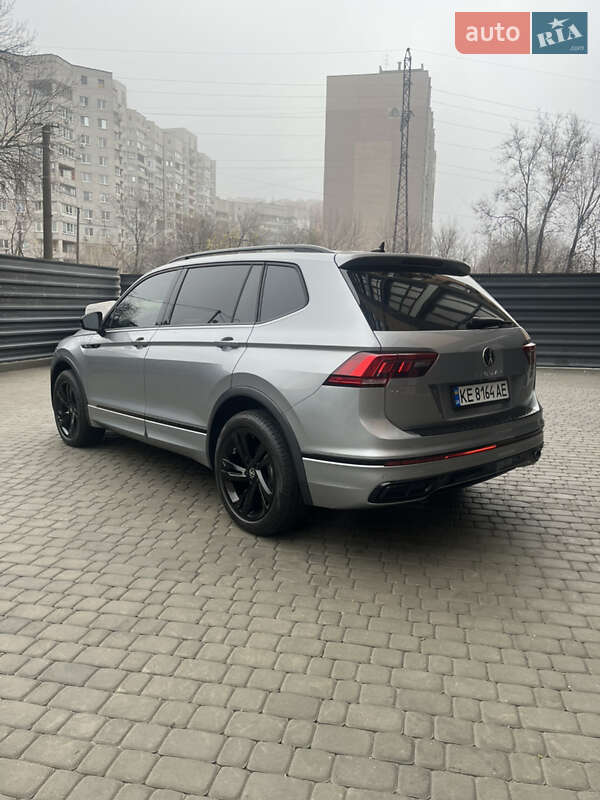Внедорожник / Кроссовер Volkswagen Tiguan 2022 в Днепре