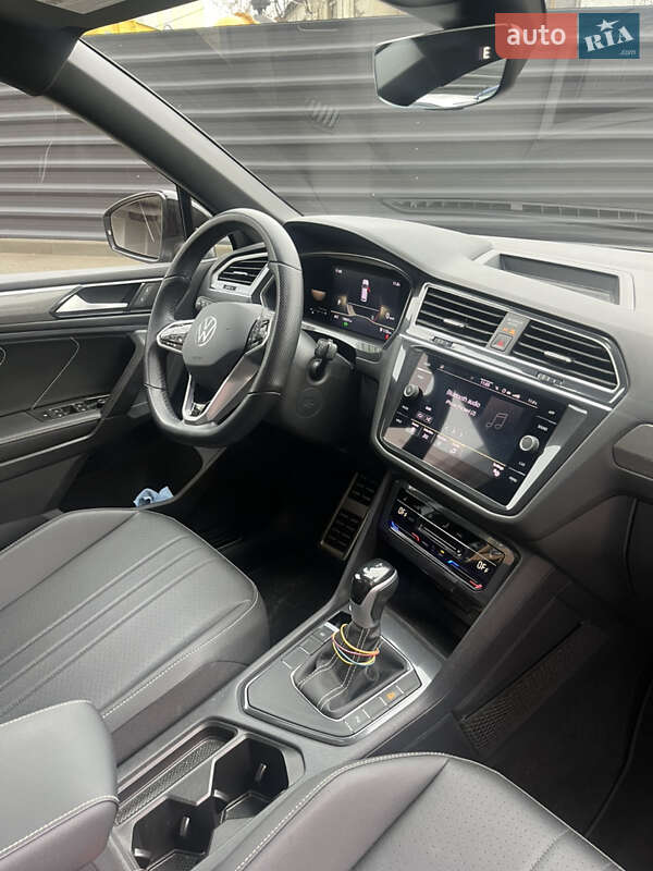 Внедорожник / Кроссовер Volkswagen Tiguan 2022 в Днепре