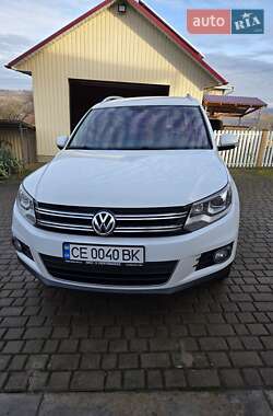 Позашляховик / Кросовер Volkswagen Tiguan 2015 в Чернівцях