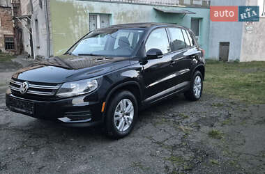 Позашляховик / Кросовер Volkswagen Tiguan 2012 в Дубні