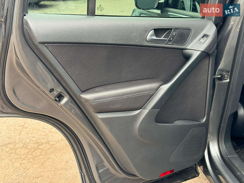 Внедорожник / Кроссовер Volkswagen Tiguan 2015 в Виннице фото 16 Внедорожник / Кроссовер Volkswagen Tiguan 2015 в Виннице