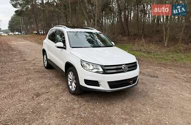 Позашляховик / Кросовер Volkswagen Tiguan 2016 в Вінниці