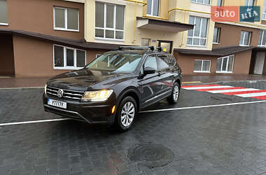 Внедорожник / Кроссовер Volkswagen Tiguan 2018 в Киеве
