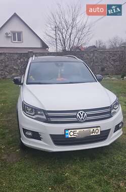 Внедорожник / Кроссовер Volkswagen Tiguan 2014 в Черновцах