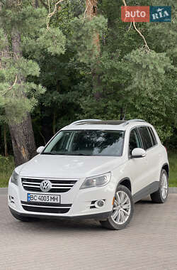 Внедорожник / Кроссовер Volkswagen Tiguan 2011 в Львове