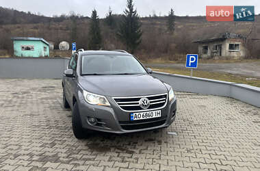 Внедорожник / Кроссовер Volkswagen Tiguan 2011 в Воловце
