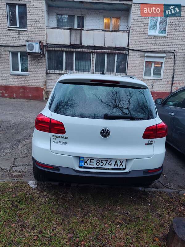 Volkswagen Tiguan 2016