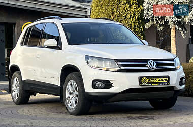 Внедорожник / Кроссовер Volkswagen Tiguan 2012 в Львове