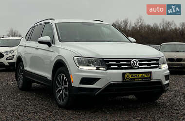 Позашляховик / Кросовер Volkswagen Tiguan 2018 в Львові
