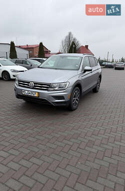 Внедорожник / Кроссовер Volkswagen Tiguan 2021 в Городке
