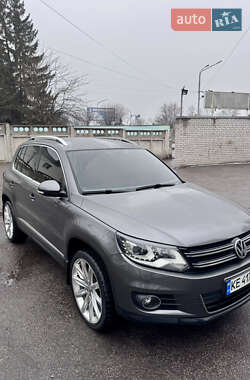 Внедорожник / Кроссовер Volkswagen Tiguan 2011 в Павлограде