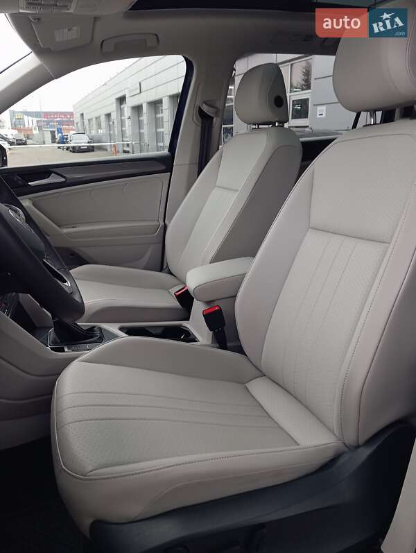 Внедорожник / Кроссовер Volkswagen Tiguan 2023 в Киеве
