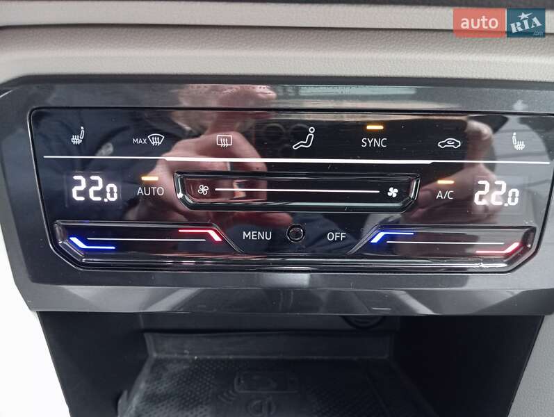 Внедорожник / Кроссовер Volkswagen Tiguan 2023 в Киеве