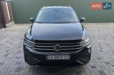 Внедорожник / Кроссовер Volkswagen Tiguan 2023 в Харькове