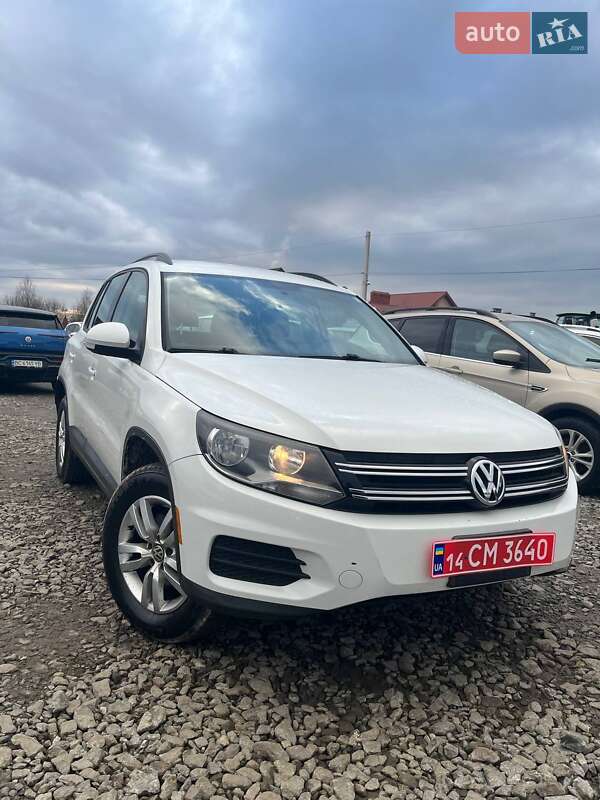 Позашляховик / Кросовер Volkswagen Tiguan 2015 в Львові
