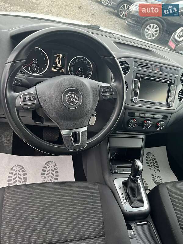 Позашляховик / Кросовер Volkswagen Tiguan 2015 в Львові