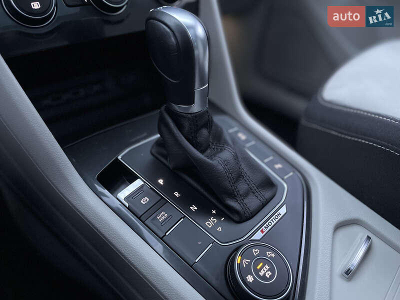 Внедорожник / Кроссовер Volkswagen Tiguan 2019 в Бердичеве