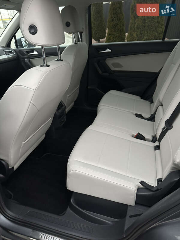 Внедорожник / Кроссовер Volkswagen Tiguan 2018 в Тернополе