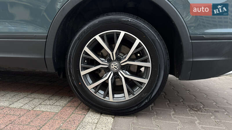 Позашляховик / Кросовер Volkswagen Tiguan 2019 в Києві фото 37 Позашляховик / Кросовер Volkswagen Tiguan 2019 в Києві