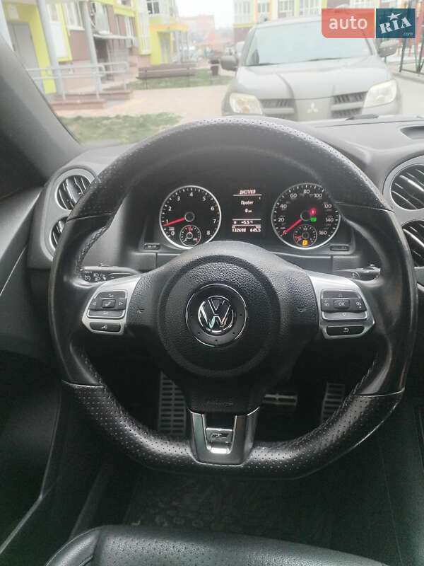 Внедорожник / Кроссовер Volkswagen Tiguan 2016 в Полтаве