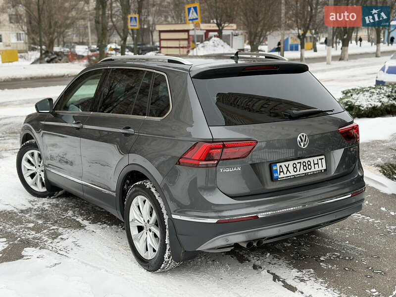Внедорожник / Кроссовер Volkswagen Tiguan 2019 в Харькове