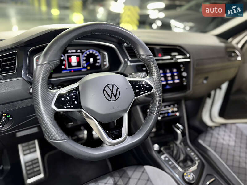 Внедорожник / Кроссовер Volkswagen Tiguan 2023 в Киеве