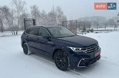 Позашляховик / Кросовер Volkswagen Tiguan 2023 в Запоріжжі