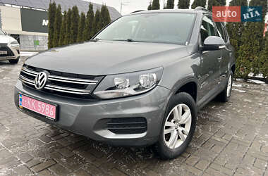 Внедорожник / Кроссовер Volkswagen Tiguan 2016 в Киеве