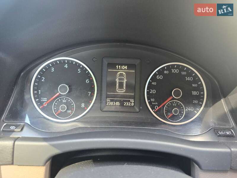 Внедорожник / Кроссовер Volkswagen Tiguan 2009 в Кролевце