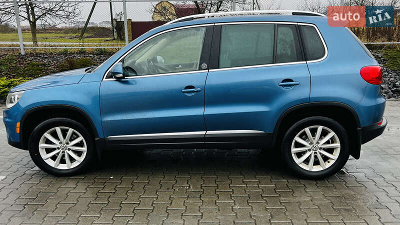 Внедорожник / Кроссовер Volkswagen Tiguan 2017 в Луцке