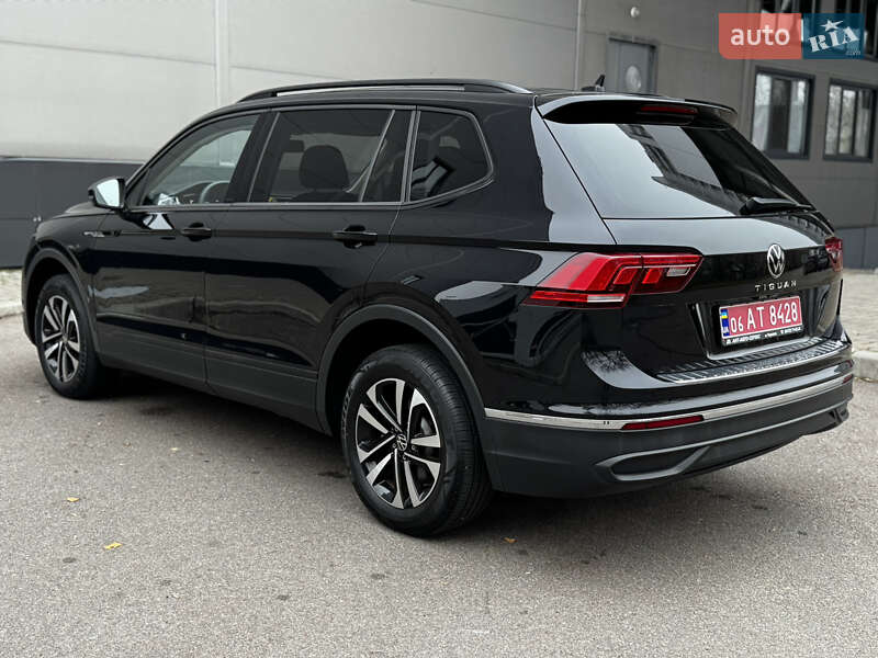 Внедорожник / Кроссовер Volkswagen Tiguan 2022 в Киеве фото 6 Внедорожник / Кроссовер Volkswagen Tiguan 2022 в Киеве