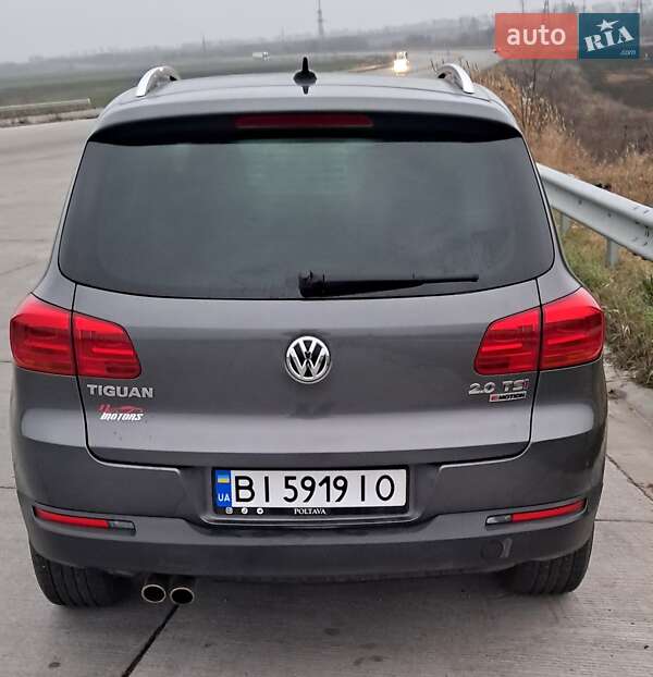 Внедорожник / Кроссовер Volkswagen Tiguan 2016 в Кобеляках