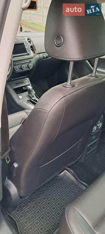 Внедорожник / Кроссовер Volkswagen Tiguan 2016 в Кобеляках